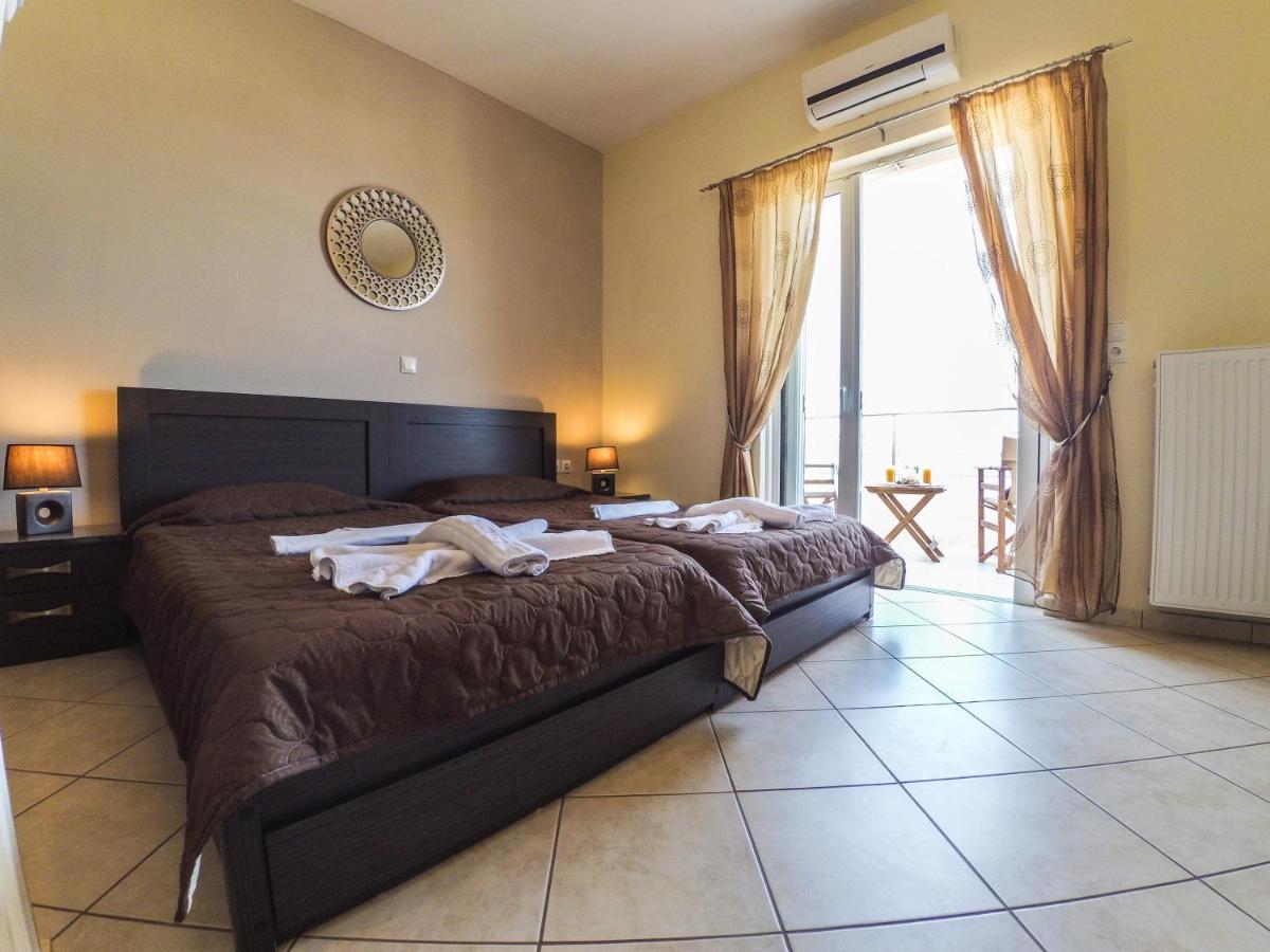 Rubini Homes Agia Marina Exterior foto