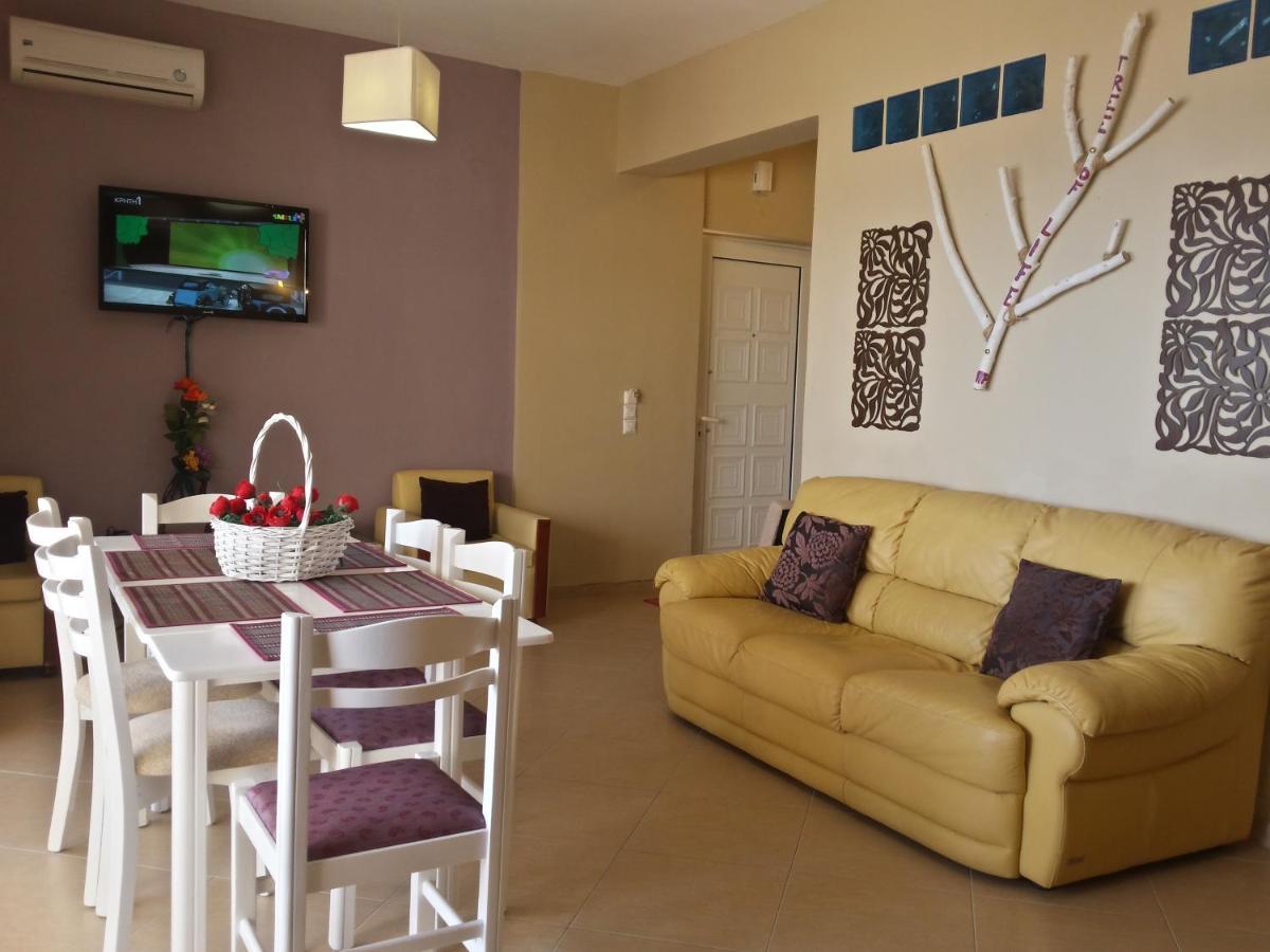 Rubini Homes Agia Marina Exterior foto